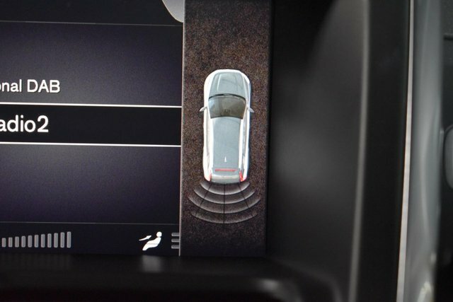 Volvo XC60 Automatic Silver #4