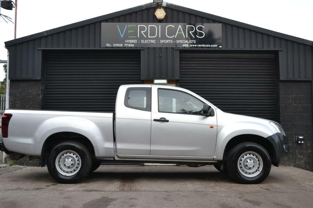 Isuzu D-Max 2.5 Td 4X4 201515 Silver #4