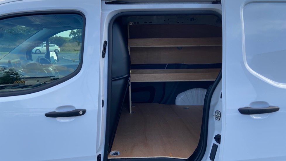 Vauxhall Combo Prime White #5