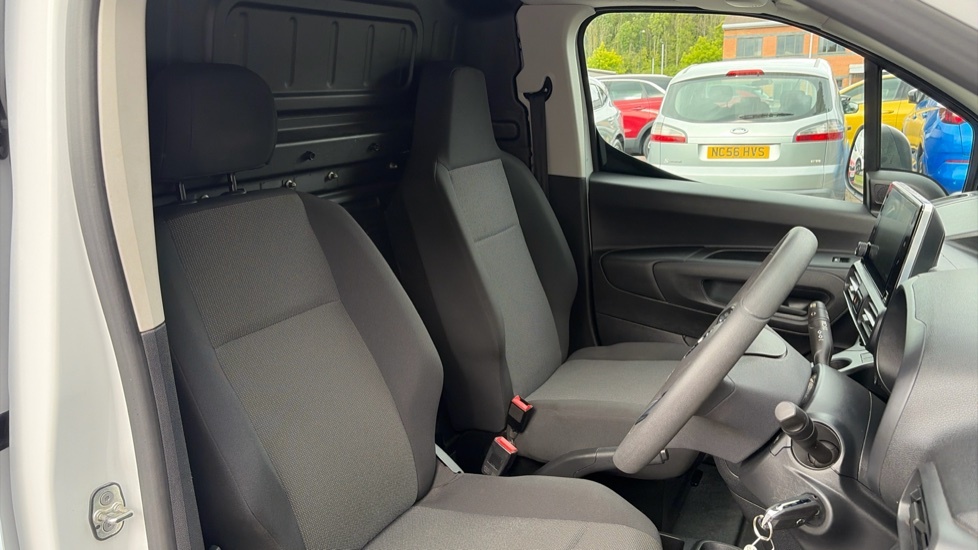 Vauxhall Combo Prime White #6