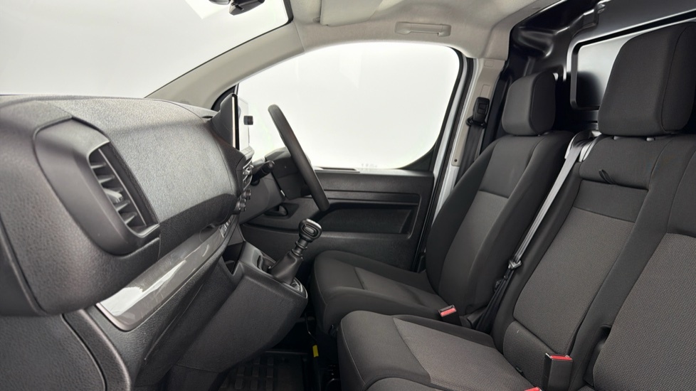 Toyota PROACE Icon White #5