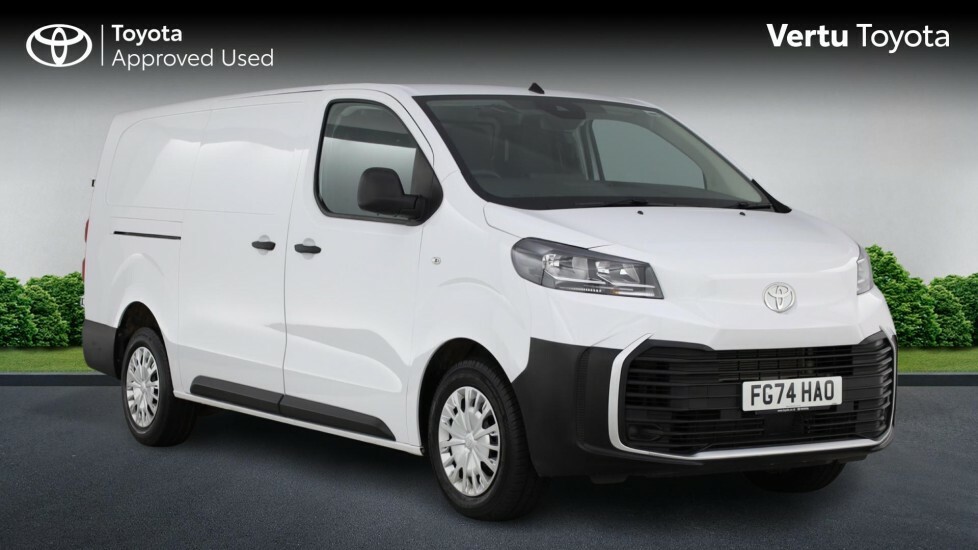 Toyota PROACE Icon White