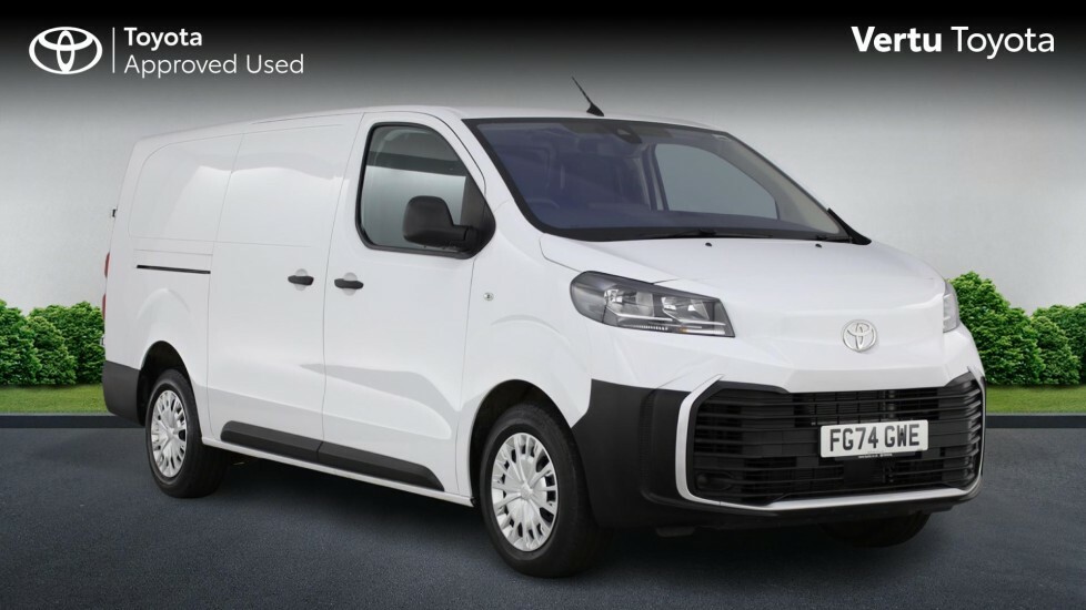 Toyota PROACE Icon White