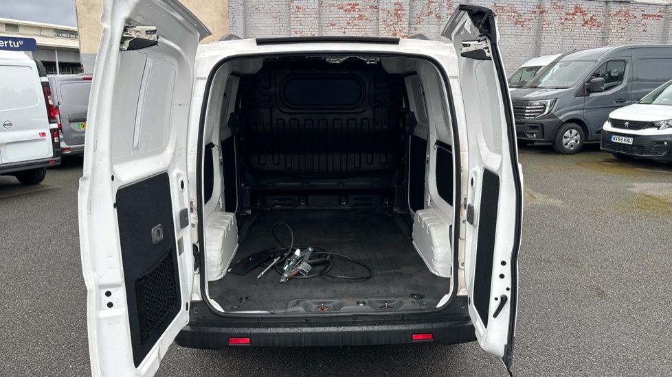 Nissan e-NV200 Acenta White #4
