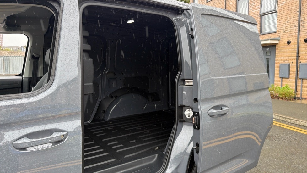 Ford Transit Connect Limited Grey #5
