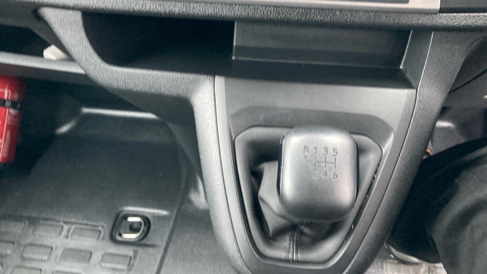 Toyota PROACE 75Kwh Icon Medium Panel Van Mwb  #34