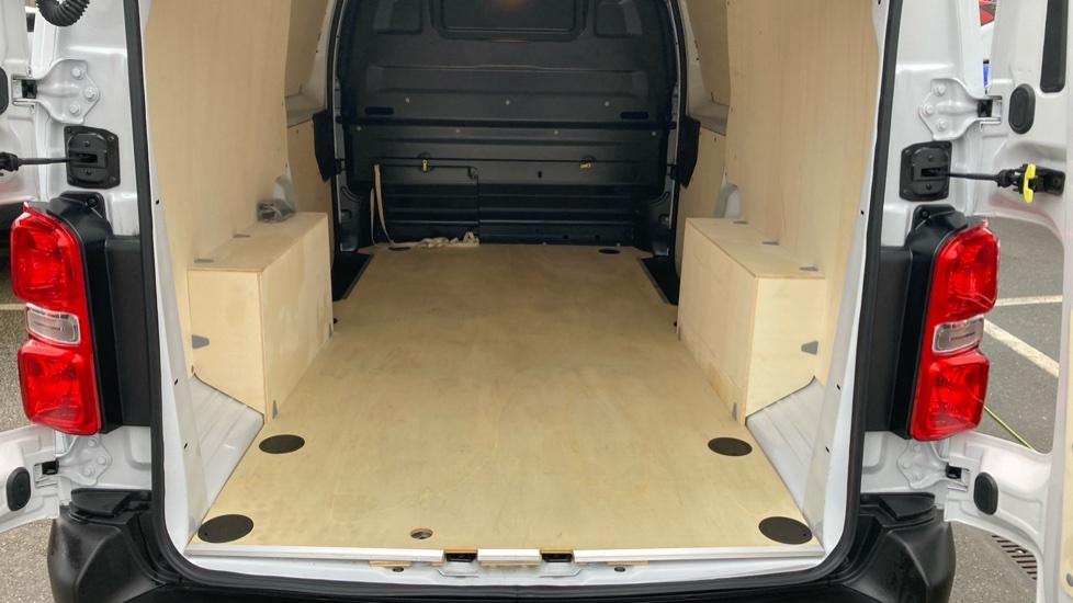 Toyota PROACE 75Kwh Icon Medium Panel Van Mwb  #14