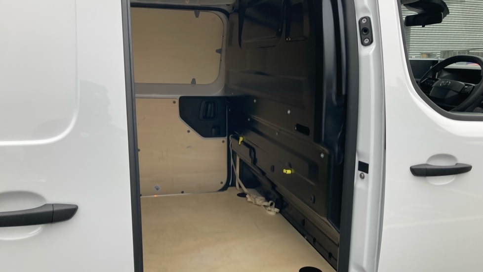 Toyota PROACE 75Kwh Icon Medium Panel Van Mwb  #12