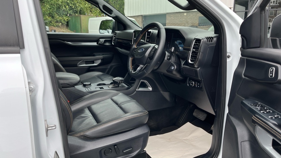 Ford Ranger Wildtrak White #6