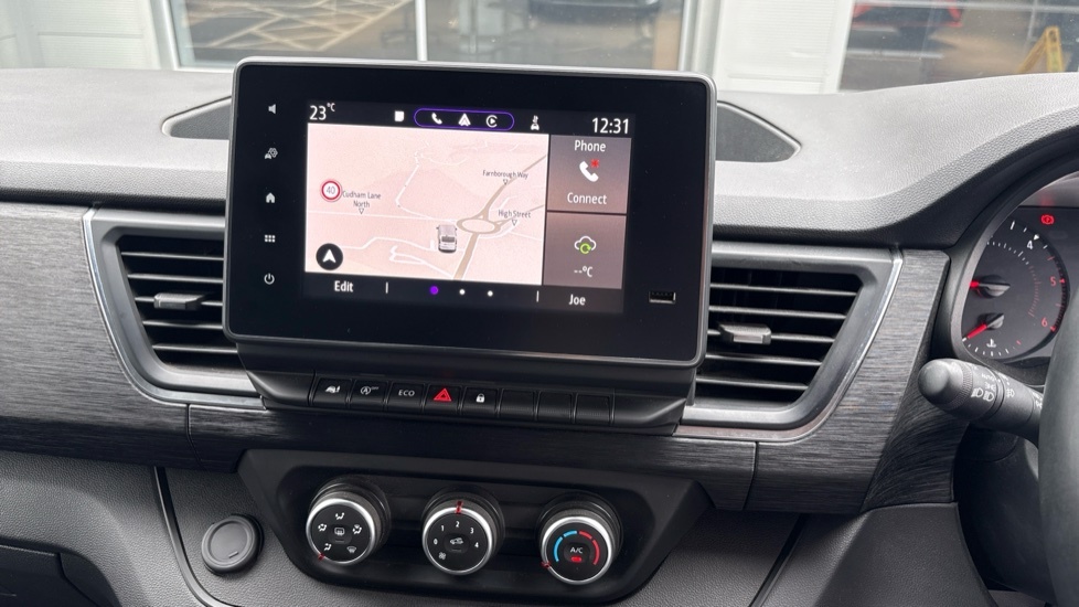 Nissan Primastar 2L Acenta Grey #15