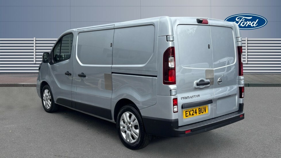 Nissan Primastar Tekna Grey #2