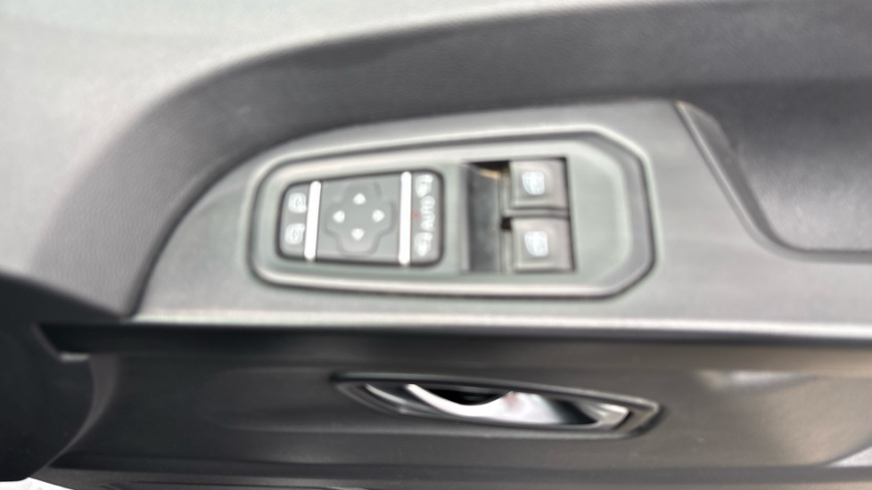 Nissan Primastar 2L Acenta Grey #28