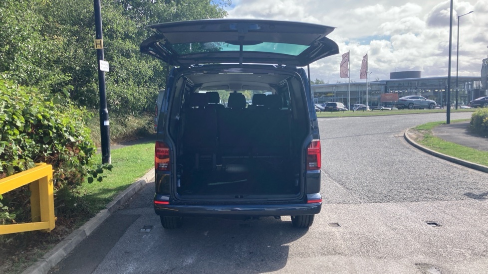 Volkswagen Transporter Highline Blue #3