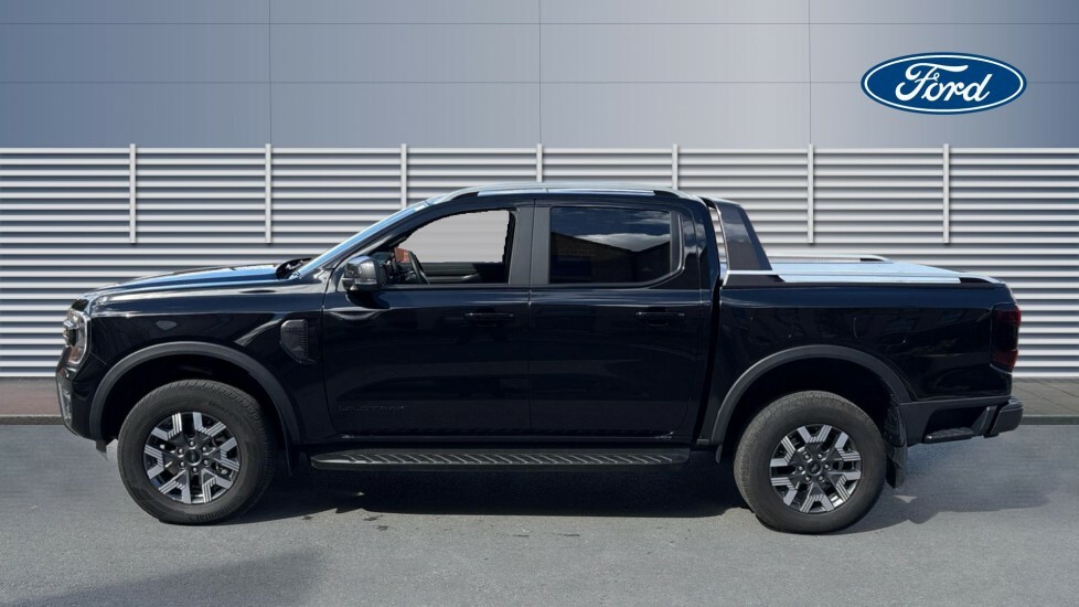 Ford Ranger Wildtrak Black #4