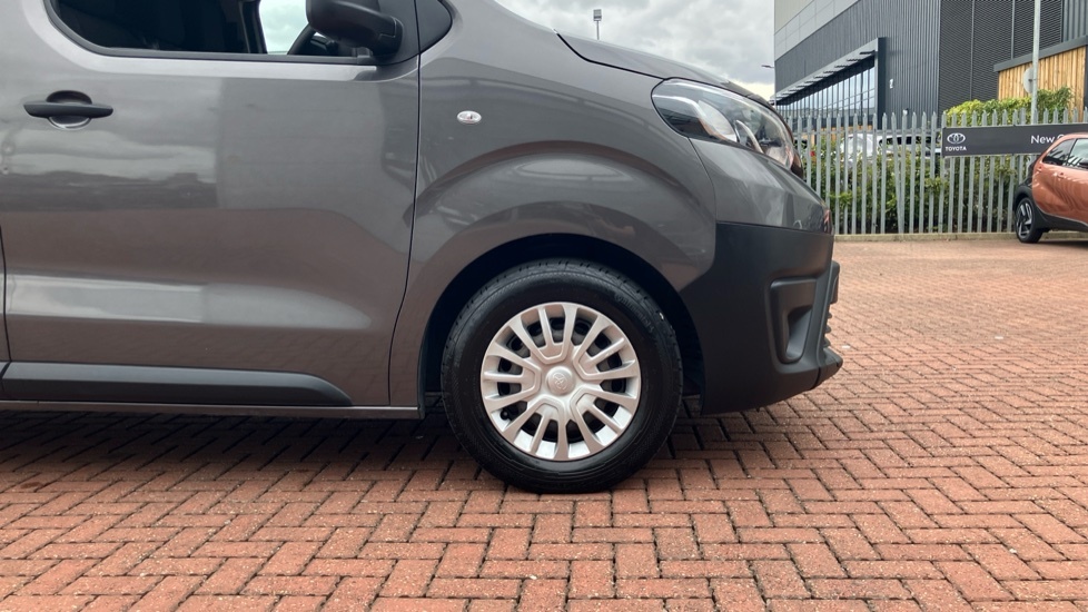 Toyota PROACE 1.5D Icon Medium Panel Van 6Dr Mwb E White #25