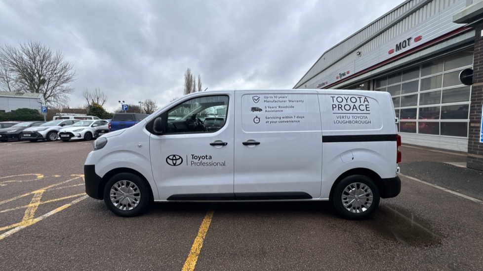 Toyota PROACE 75Kwh Icon Medium Panel Van Mwb #17