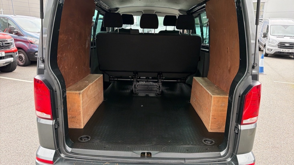 Volkswagen Transporter Panel Van Highline Lwb 199Ps #25