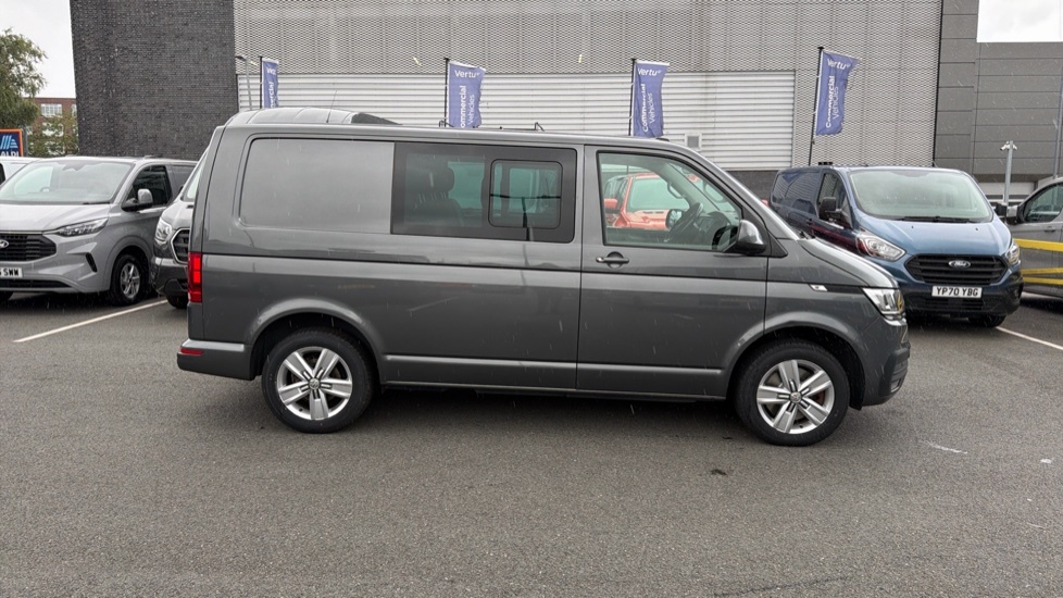 Volkswagen Transporter Panel Van Highline Lwb 199Ps #22