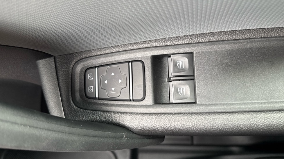 Renault Kangoo Ml19 Blue Dci 115 Edc Advance Safety Van #25