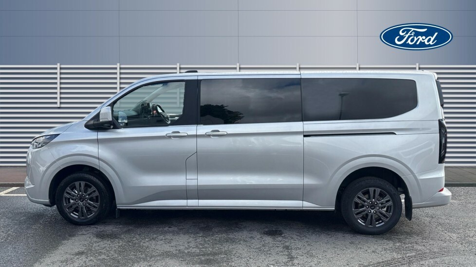 Ford Tourneo Custom Titanium Silver #4