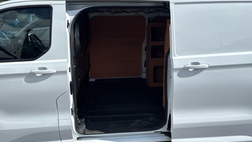 Ford Transit Custom Limited White #5