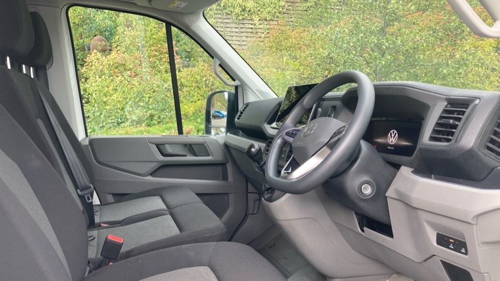 Volkswagen Crafter Commerce White #6