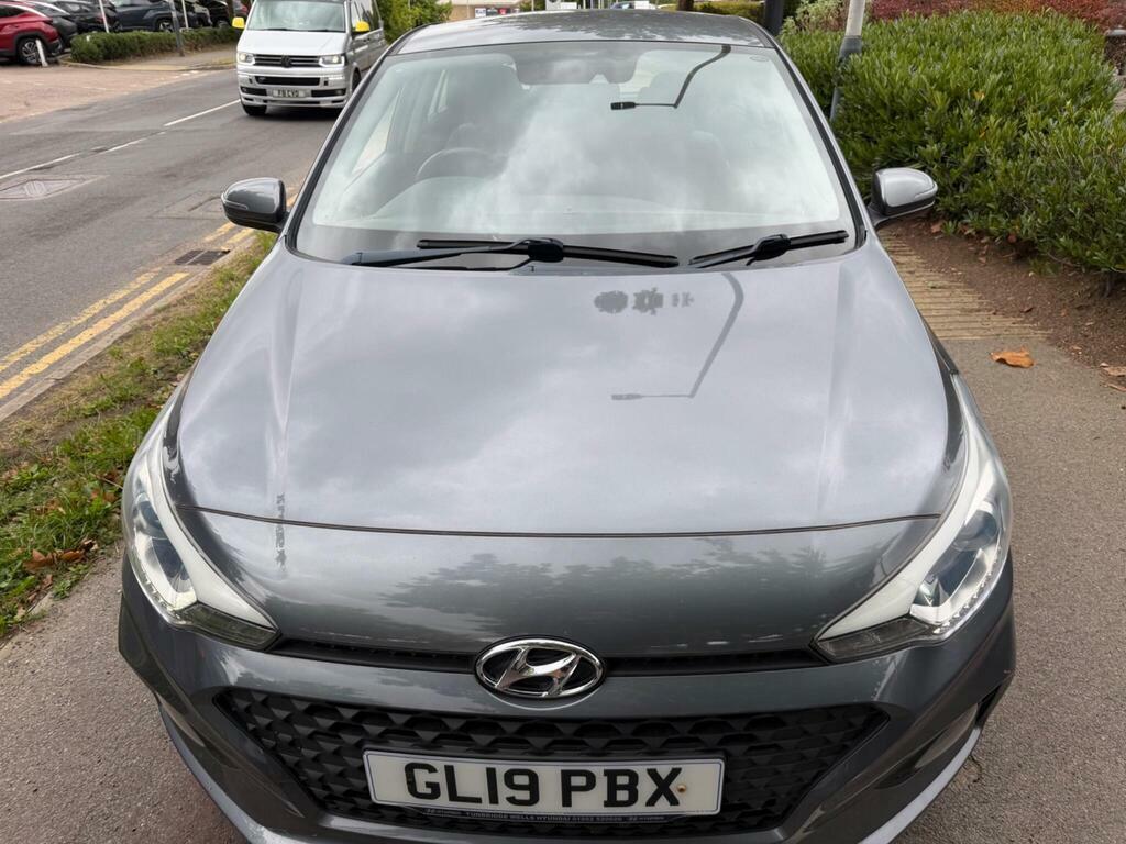Hyundai I20 Hatchback White #2