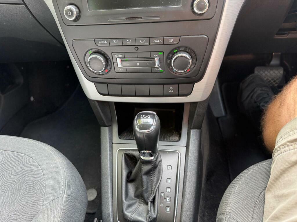 Skoda Yeti Elegance Silver #19