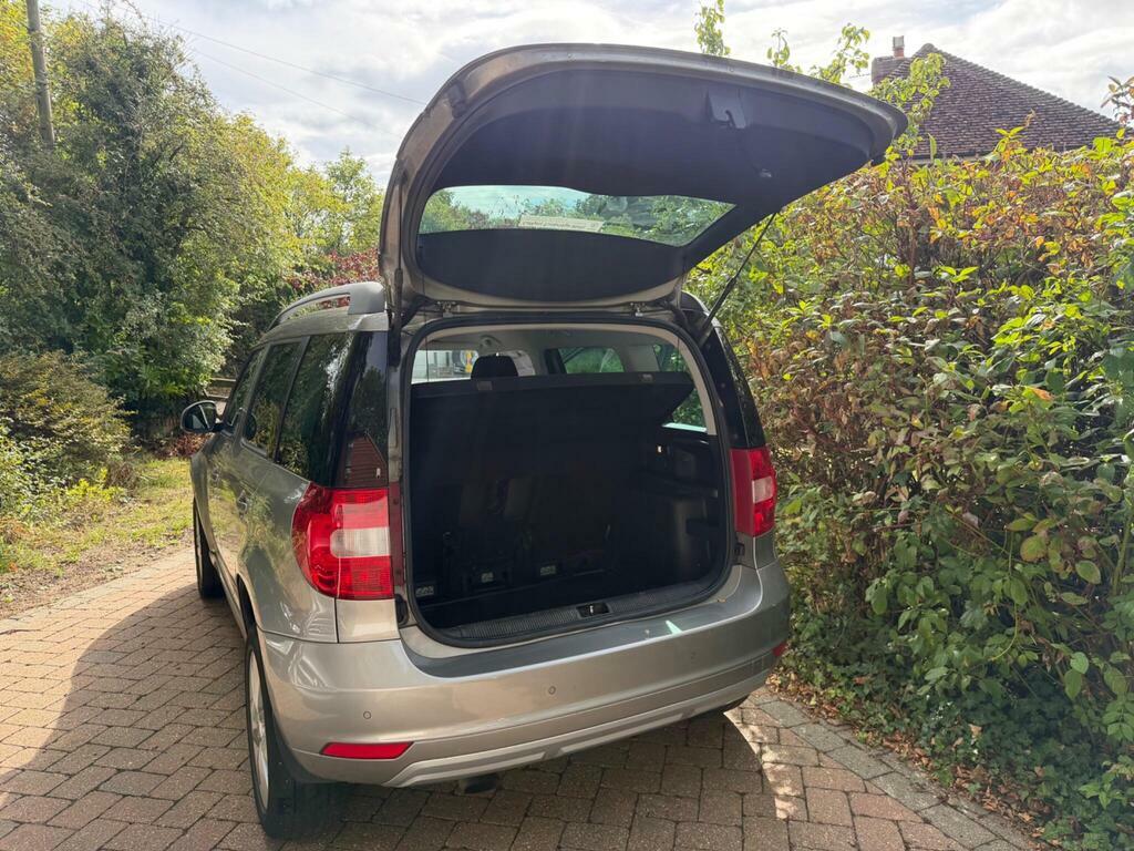 Skoda Yeti Elegance Silver #14