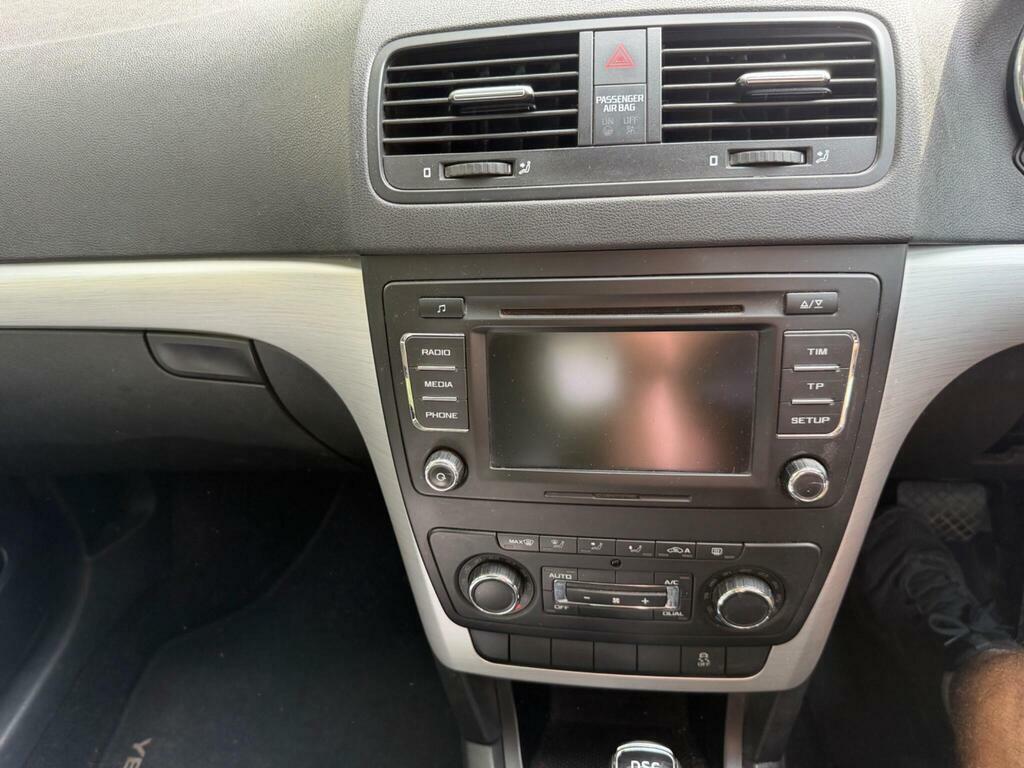 Skoda Yeti Elegance Silver #18