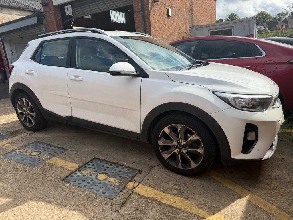 Kia Stonic 1.0 T-gdi 2 Euro 6 S S White