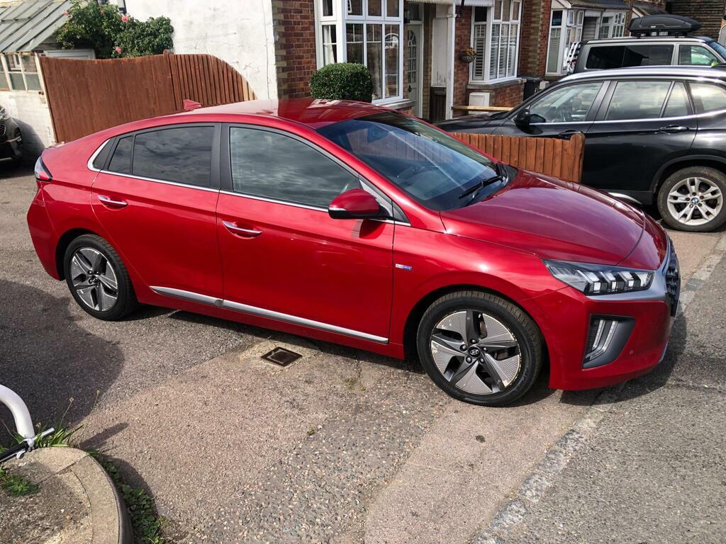 Hyundai Ioniq 1.6 H-gdi Premium Se Dct Euro 6 S S Red