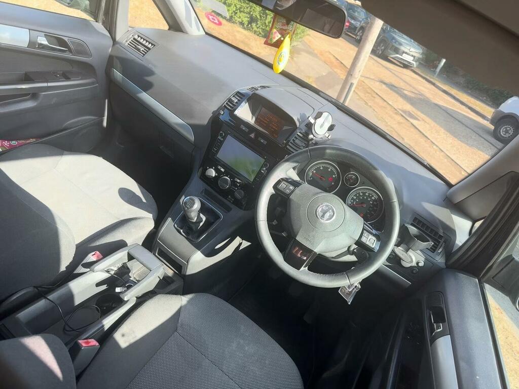 Vauxhall Zafira Exclusiv Black #5