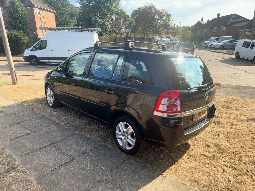 Vauxhall Zafira Exclusiv Black #3