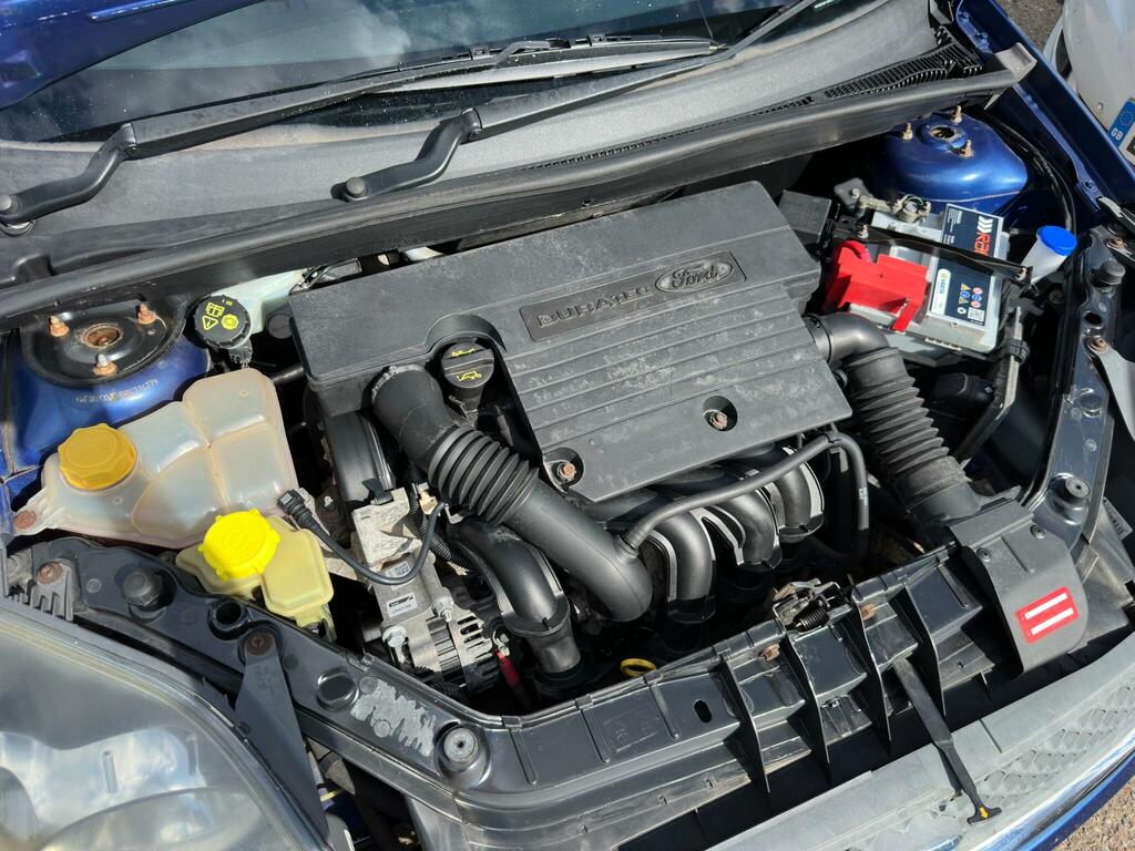 Ford Fiesta 1.4 Td Zetec Climate Silver #26