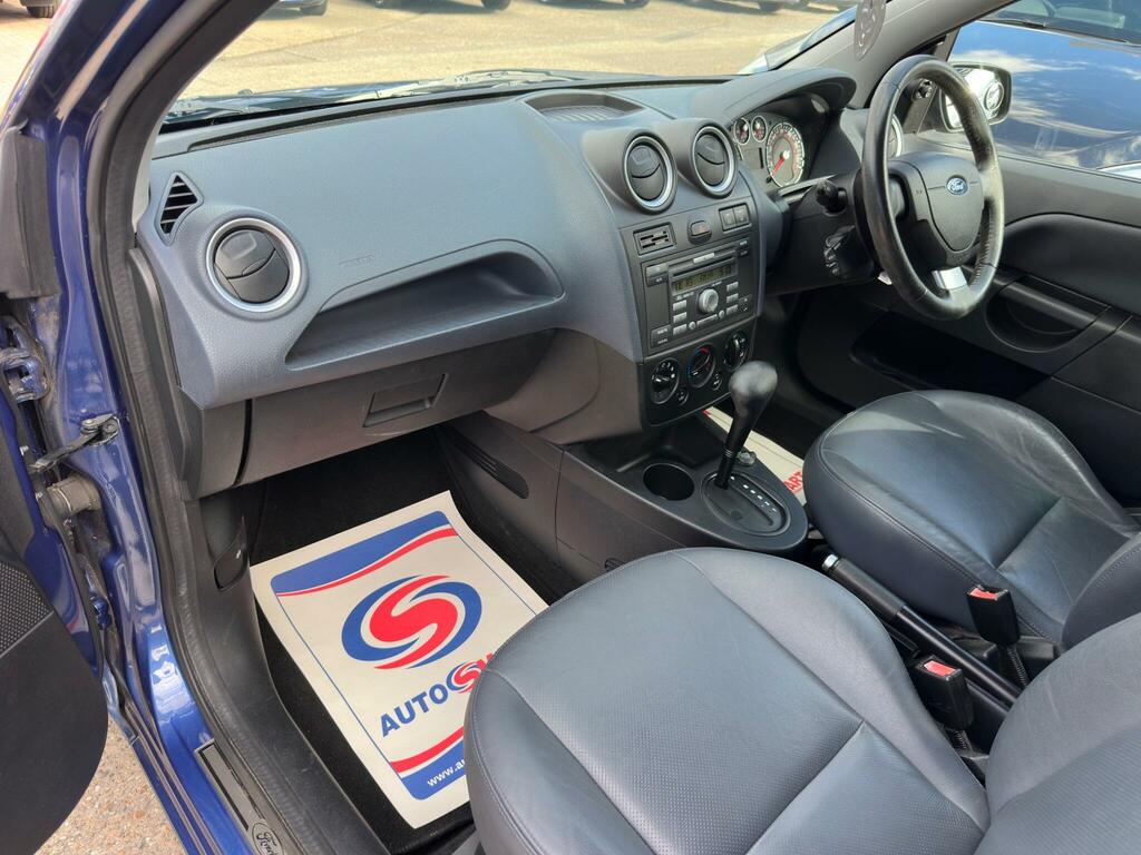 Ford Fiesta 1.4 Td Zetec Climate Silver #34