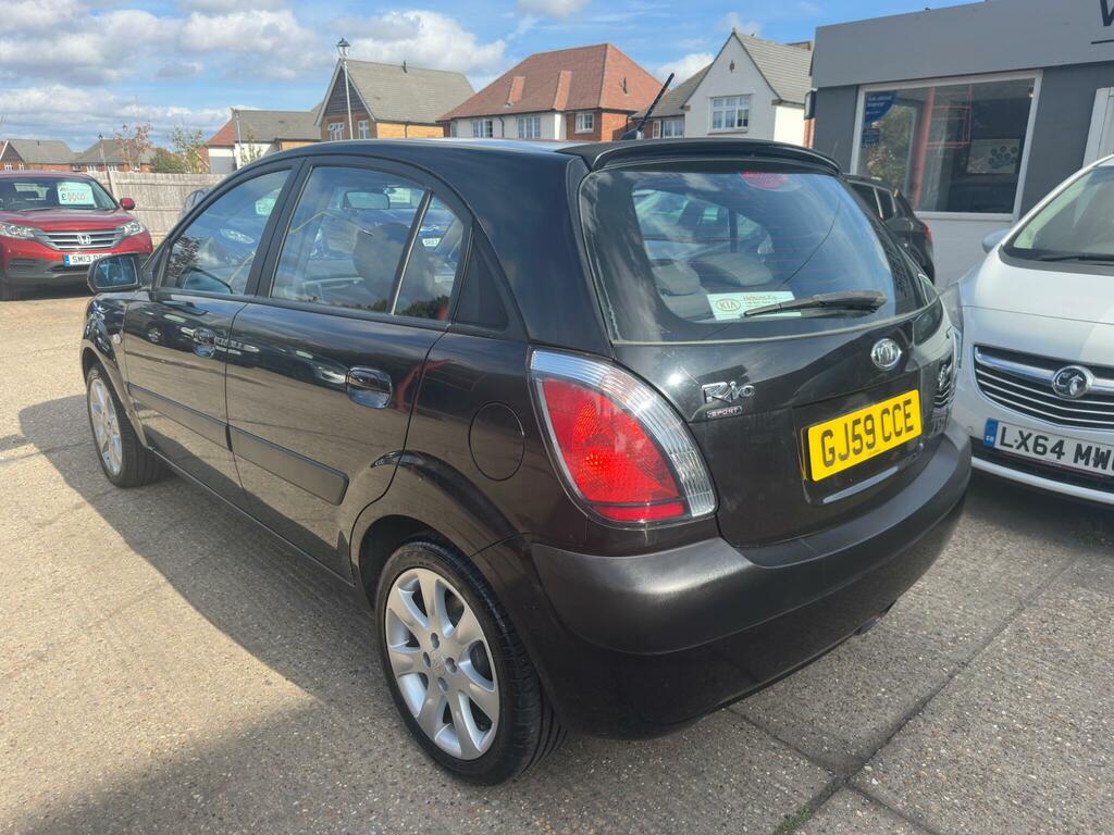 Kia RIO Sport Black #4