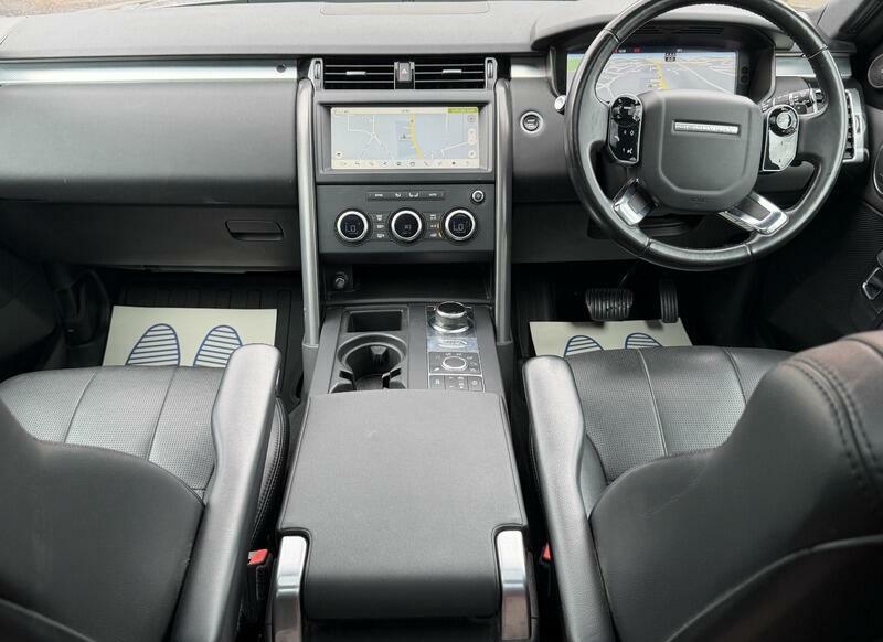 Land Rover Discovery Se Black #31