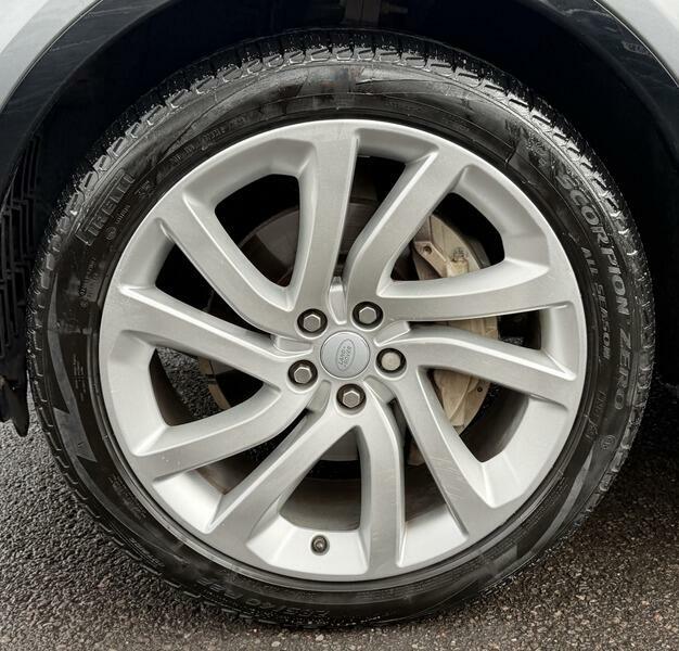 Land Rover Discovery Se Black #17