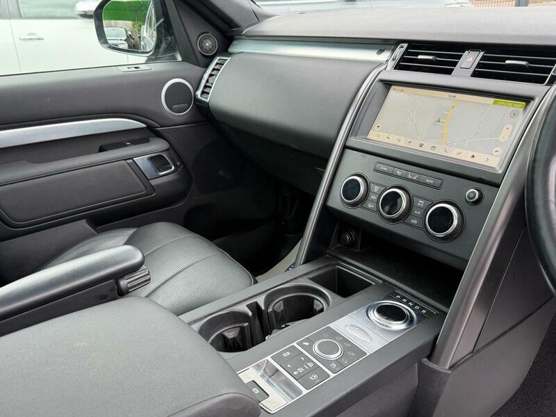 Land Rover Discovery Se Black #29