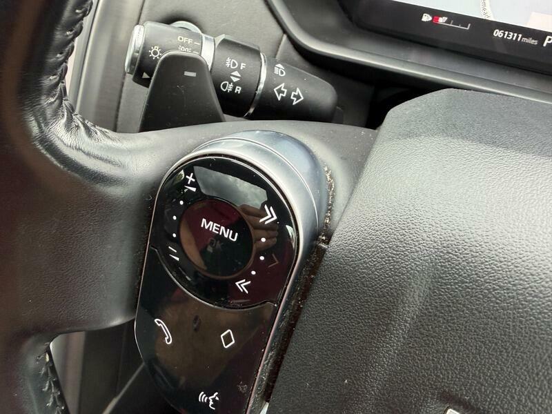 Land Rover Discovery Se Black #43