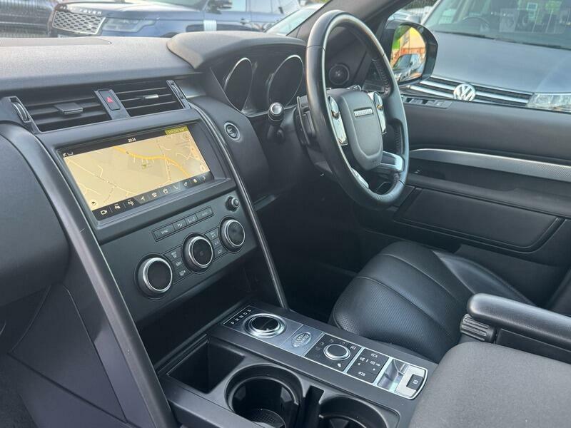 Land Rover Discovery Td4 Se Tech Black #34