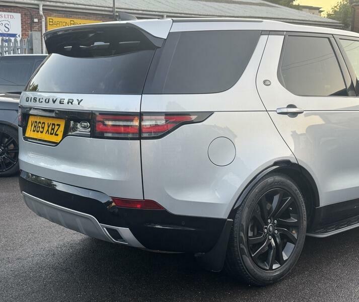Land Rover Discovery Td4 Se Tech Black #12