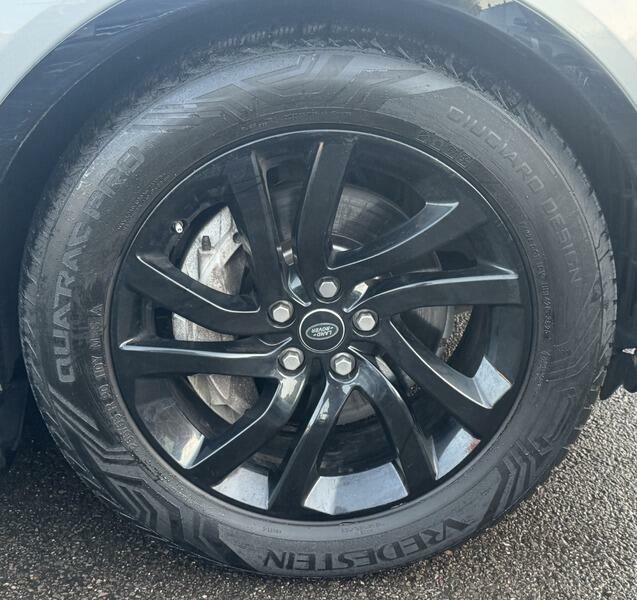 Land Rover Discovery Td4 Se Tech Black #24