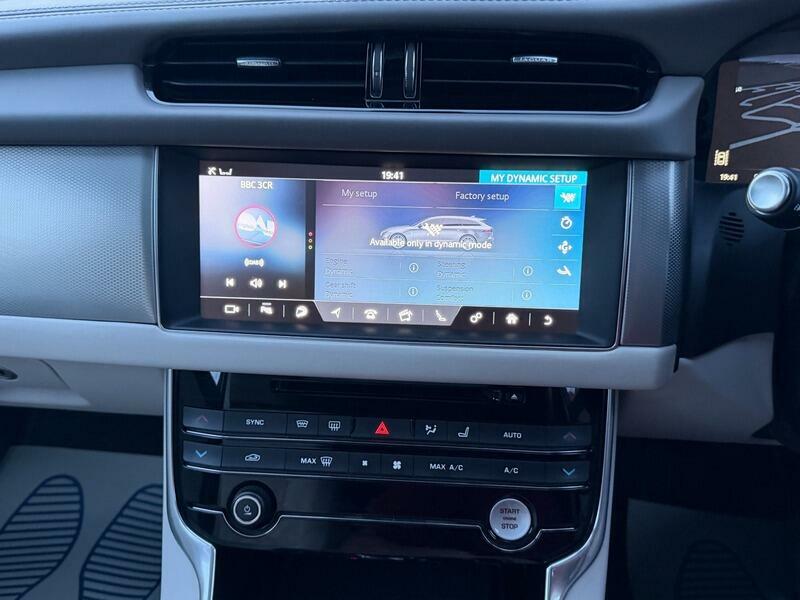 Jaguar XF Saloon Blue #44