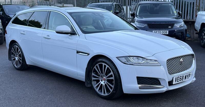 Jaguar XF Saloon Blue #7