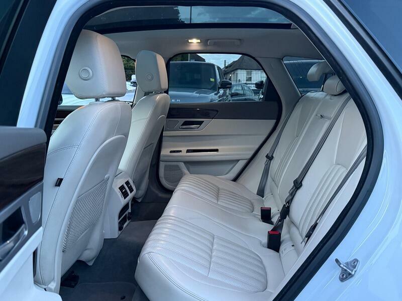 Jaguar XF Saloon Blue #61
