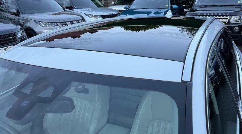 Jaguar XF Saloon Blue #18