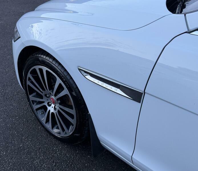 Jaguar XF Saloon Blue #19
