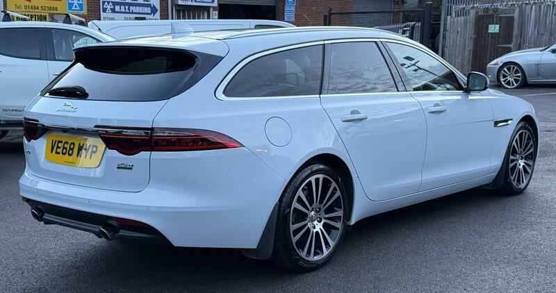 Jaguar XF 2.0D Portfolio Sportbrake Awd Euro 6 Ss White #5